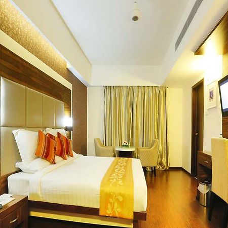 Hotel Moonlit Regency Thodupuzha Exteriér fotografie