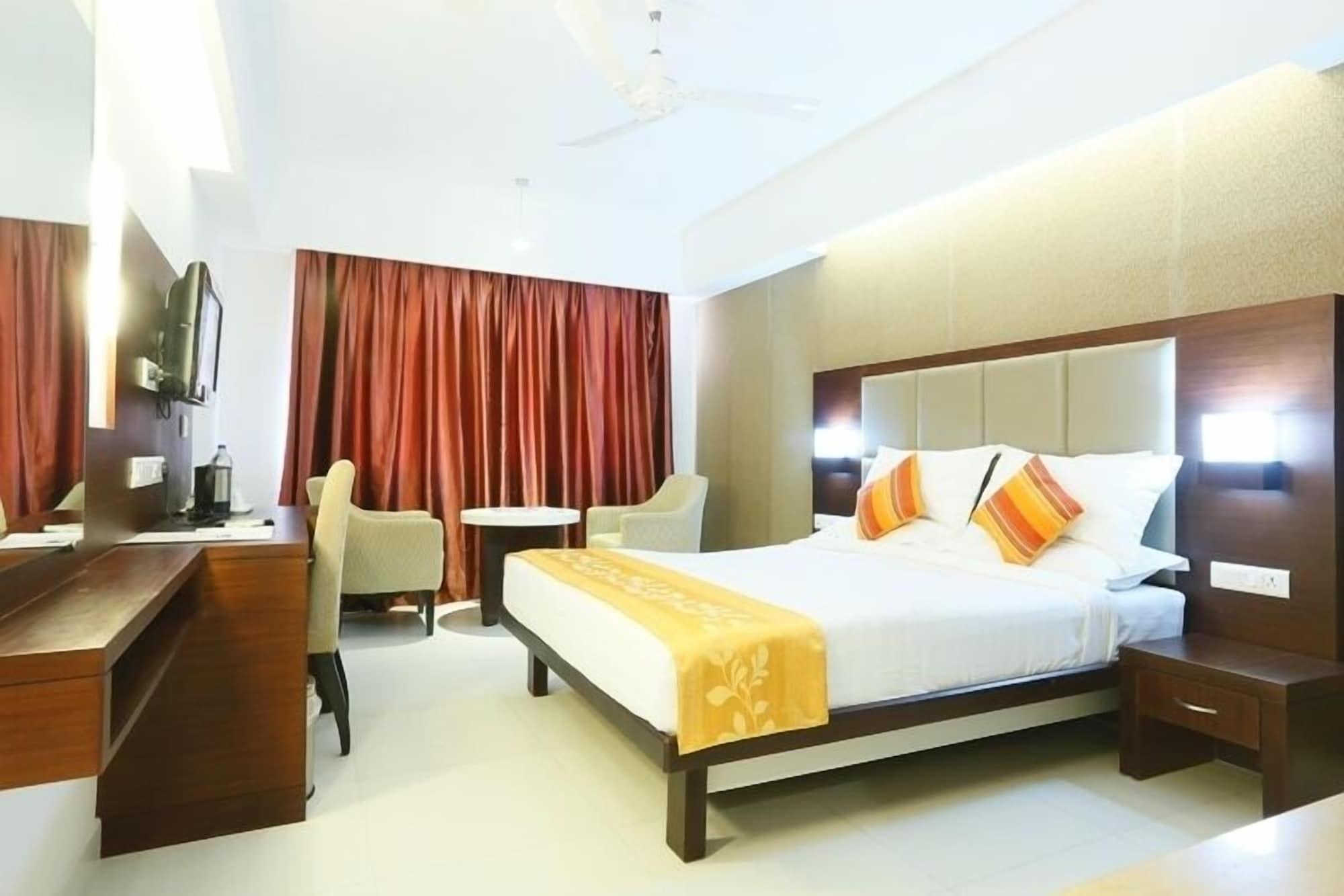 Hotel Moonlit Regency Thodupuzha Exteriér fotografie