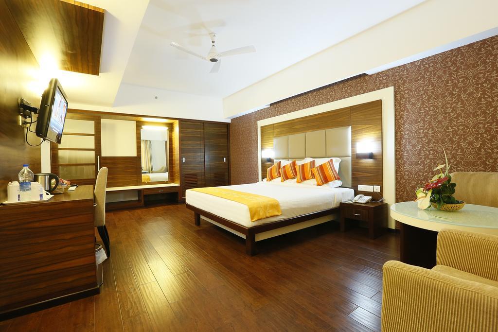 Hotel Moonlit Regency Thodupuzha Exteriér fotografie