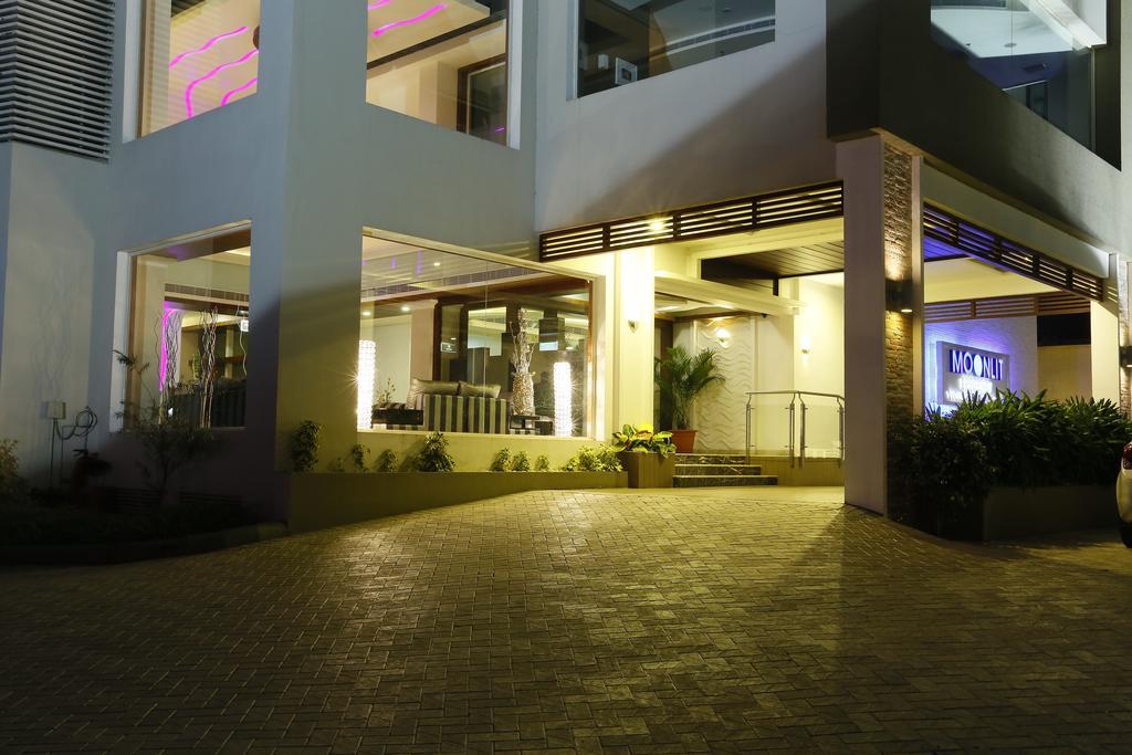 Hotel Moonlit Regency Thodupuzha Exteriér fotografie