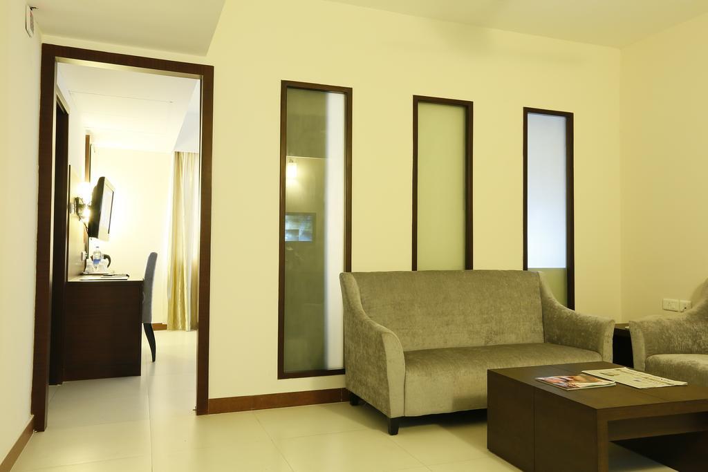 Hotel Moonlit Regency Thodupuzha Exteriér fotografie