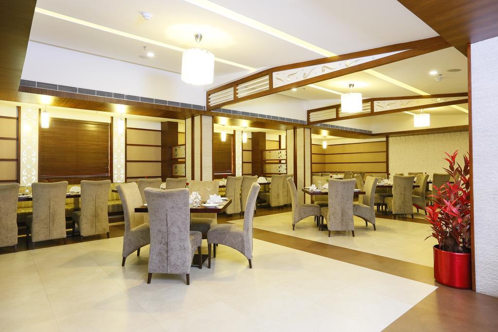 Hotel Moonlit Regency Thodupuzha Exteriér fotografie