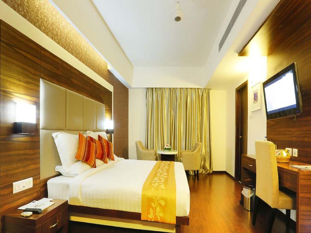 Hotel Moonlit Regency Thodupuzha Exteriér fotografie